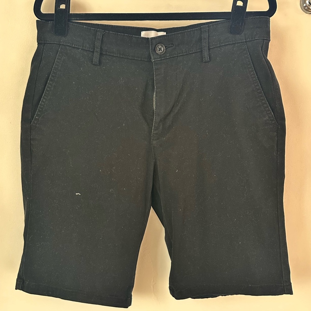 Topman Men’s Skinny fit shorts Size 32 10” inseam (can be rolled) Never worn.